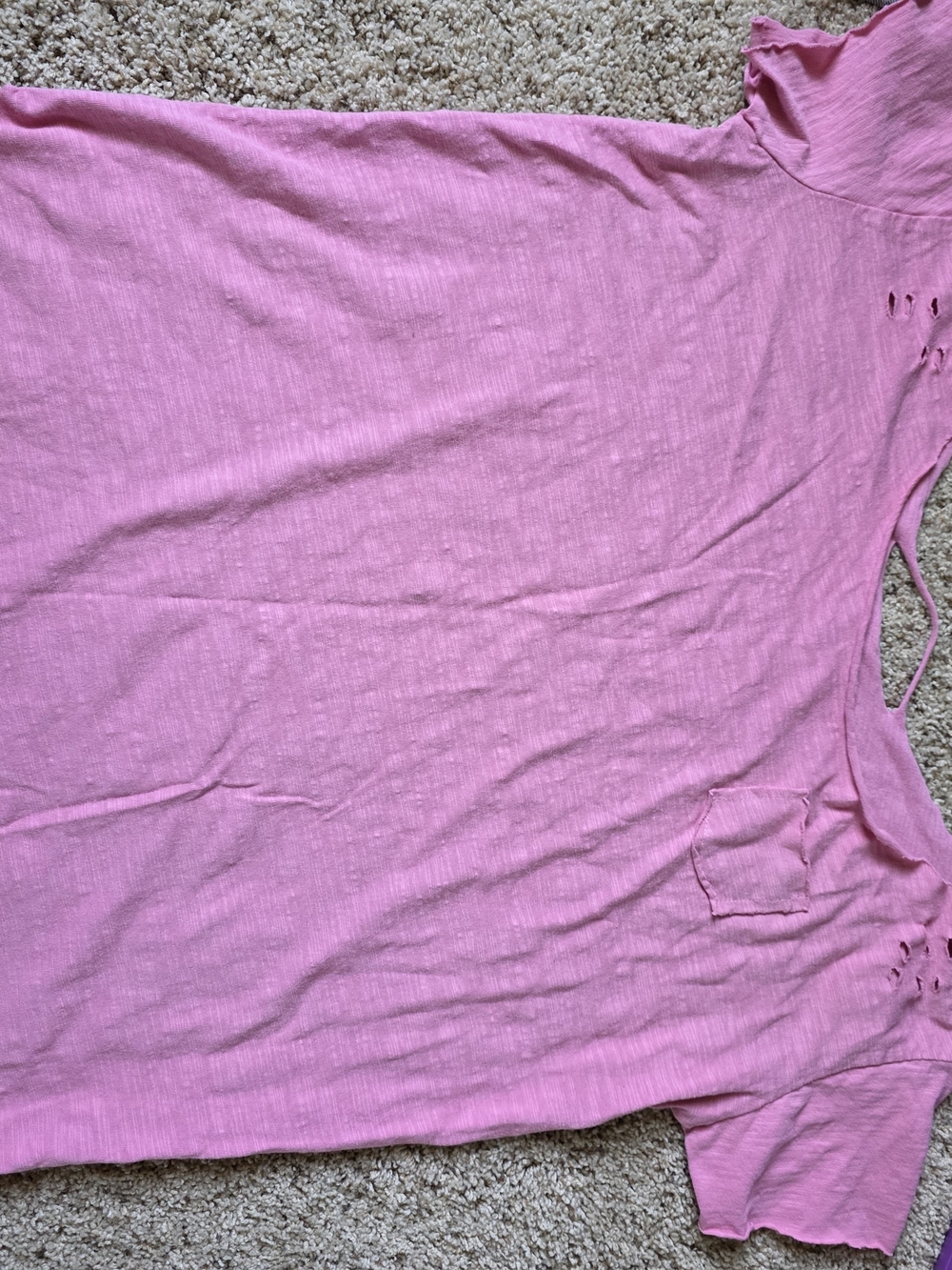 A Rare Bird Pink Distressed Tee L/XL - Picture 5 of 7